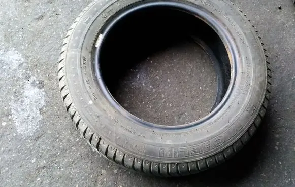 Renault 25 R14 summer tire MICHELIN 17565R14
