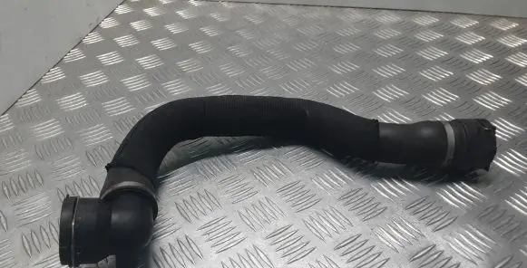 Land Rover Range Rover Velar Engine coolant pipe/hose