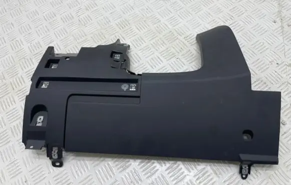 Dashboard lower bottom trim panel