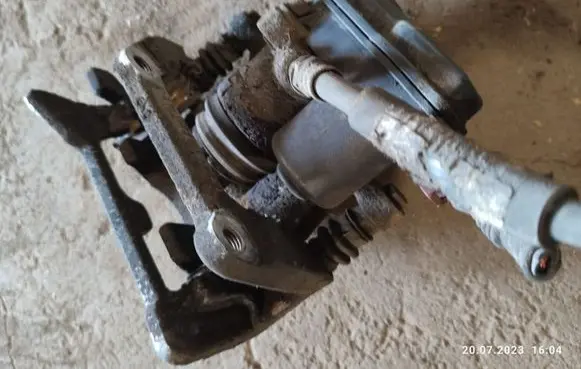 Audi A5 8T 8F Rear brake caliper