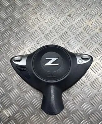 Nissan 370Z Steering wheel airbag Z31M8301582 8Z12