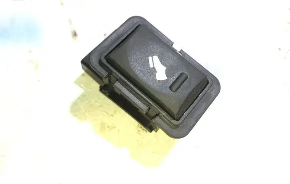 Chrysler Town u0026 Country V Accelerator pedal position sensor 28110680