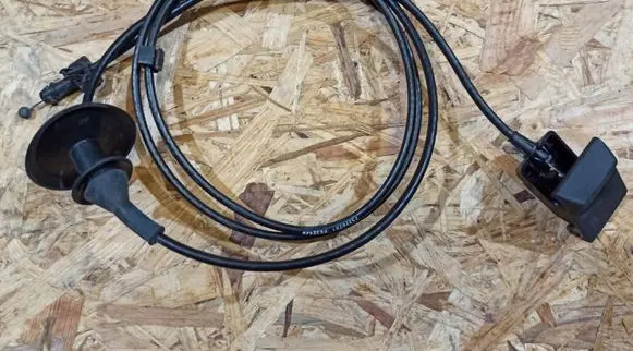 Chevrolet Camaro Engine bonnet/hood lock release cable 23320281