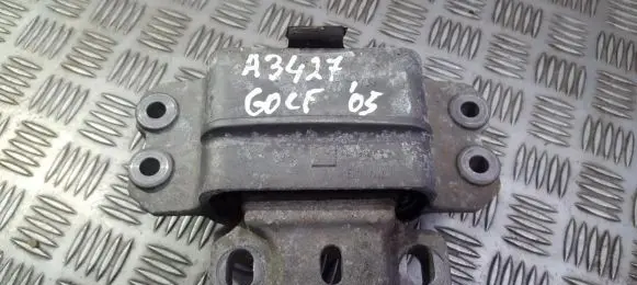 Volkswagen Golf V Engine mount bracket 1k0199555