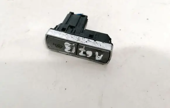 Windscreen/window heater switch