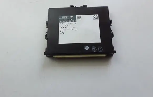 Toyota Auris E180 Other control units/modules 8999002200