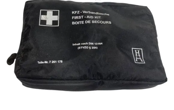 BMW 3 F30 F35 F31 First aid kit 7261178