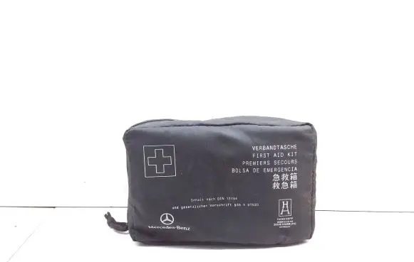 Mercedes-Benz C W205 First aid kit DIN13164