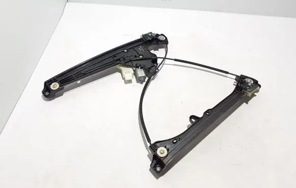 Renault Austral Front door window regulator with motor 807213910R