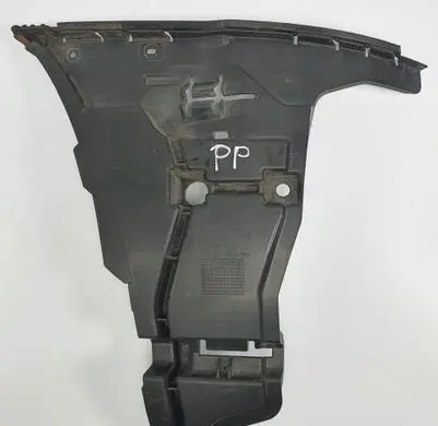Mercedes-Benz A W169 Front bumper mounting bracket 08693182