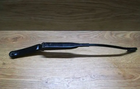 Audi A6 S6 C4 4A Front wiper blade arm 4A1955407C