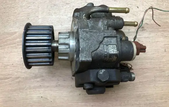 Mazda 6 Fuel injection high pressure pump 2940000420 RF7J13800A