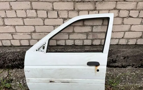 Ford Escort Front door