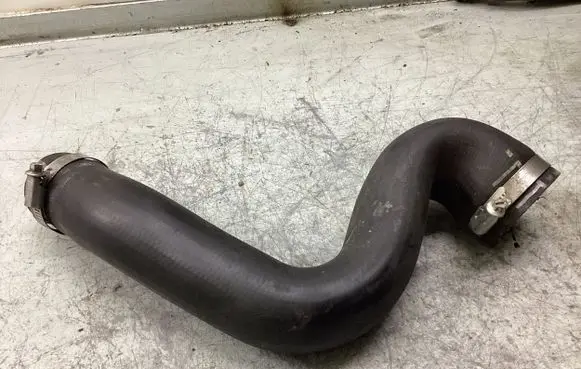 Land Rover Range Rover Sport L320 Engine coolant pipe/hose
