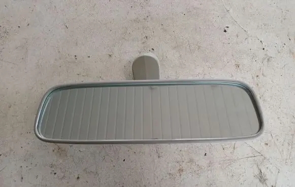 Suzuki Swift I Rear view mirror (interior)