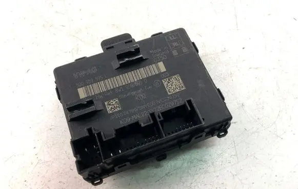 Audi Q3 8U Door control unit/module 5Q0959595L