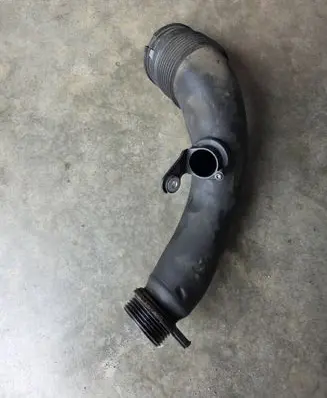 BMW 4 F32 F33 Turbo air intake inlet pipe/hose 7602651