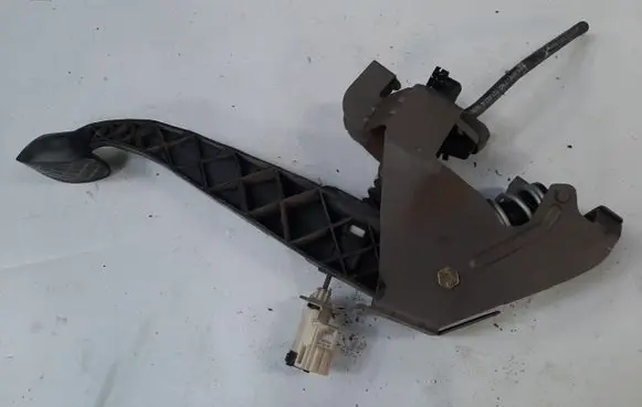 Volkswagen Transporter - Caravelle T5 Clutch pedal 7H1721059J