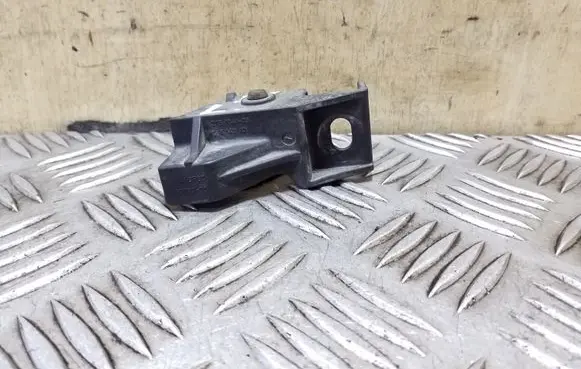 Mini Cooper Countryman R60 Radiator mount bracket 2751341