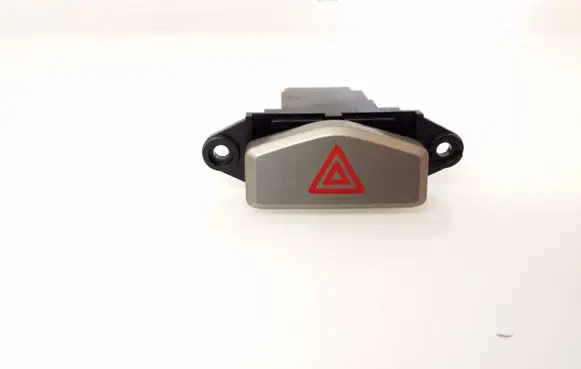KIA Carens I Hazard light switch