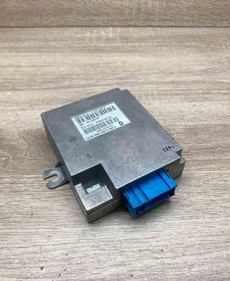 BMW 5 E39 Voice control module 6915046