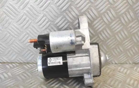 Nissan Juke II F16 Starter motor 233000290R M000TD3271