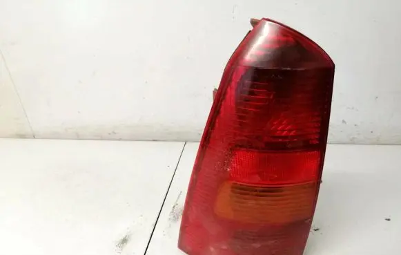 Ford Focus Rear/tail lights XS4X13N004ec