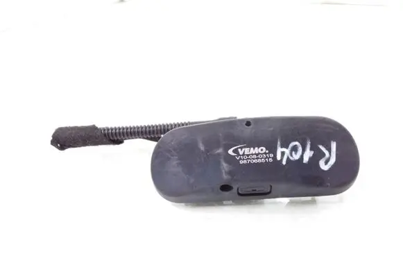 Volkswagen PASSAT B6 Windshield washer spray nozzle 987068615