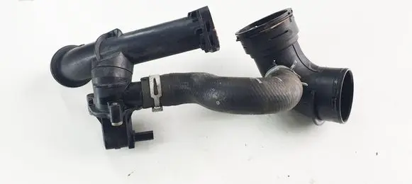 Ford Focus Air intake duct part CJ5G9U465BA0 CJ5G9U465BA