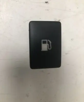 Toyota Avensis T270 Fuel tank opening switch 15D124