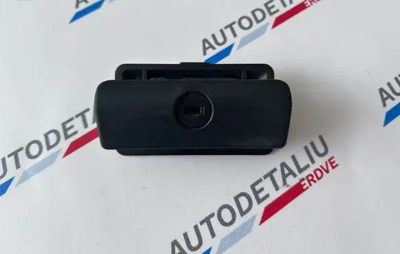 BMW 3 E90 E91 Glove box handle 8163017 8163018