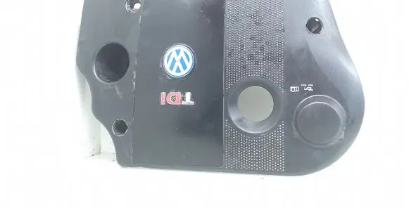 Volkswagen PASSAT B5 Engine cover (trim) 038103925AP