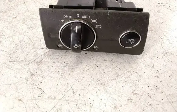 Mercedes-Benz E W211 Light switch 2115450104 04056000