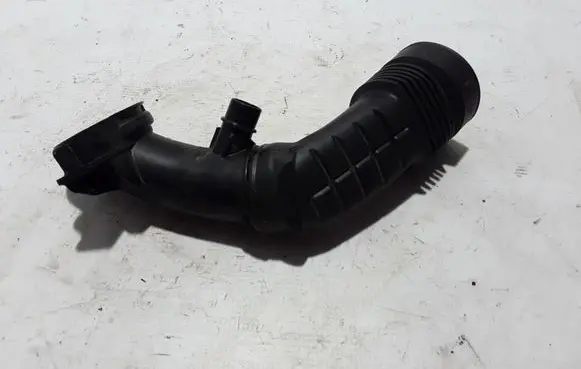 Peugeot 2008 II Brake vacuum hose/pipe 9810921180