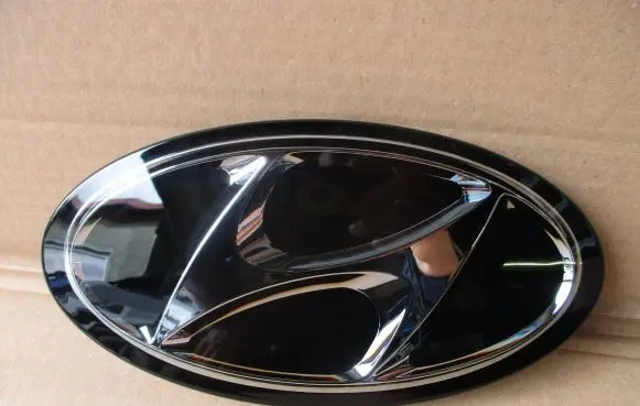 Hyundai i30 Manufacturer badge logo/emblem 86367-G4000