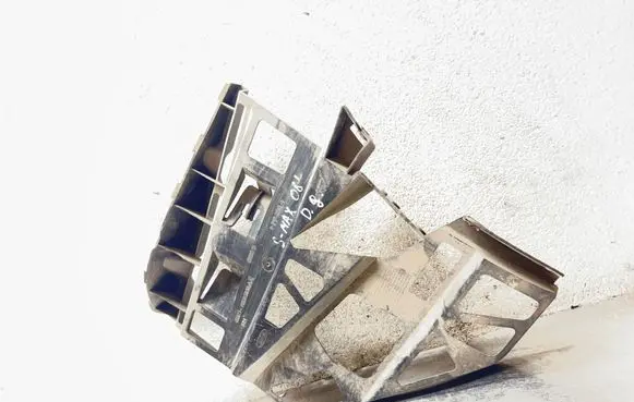 Ford S-MAX Rear bumper mounting bracket 6M21R17E850AE
