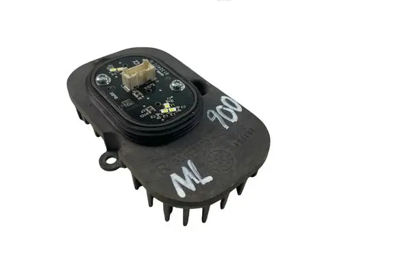 Volkswagen PASSAT B8 LED ballast control module 33163200