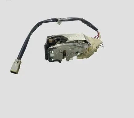 Honda CR-V Front door lock 060206