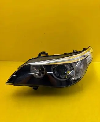 BMW 5 E60 E61 Headlight/headlamp 704467106