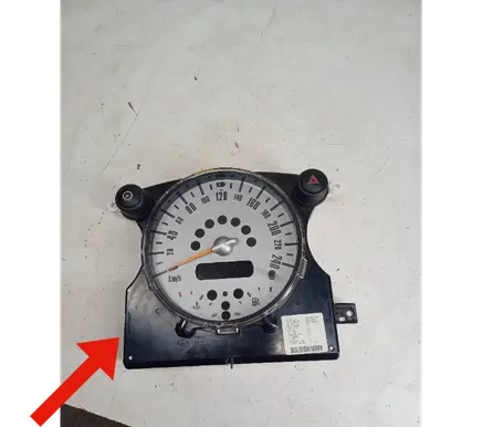 Speedometer (instrument cluster)