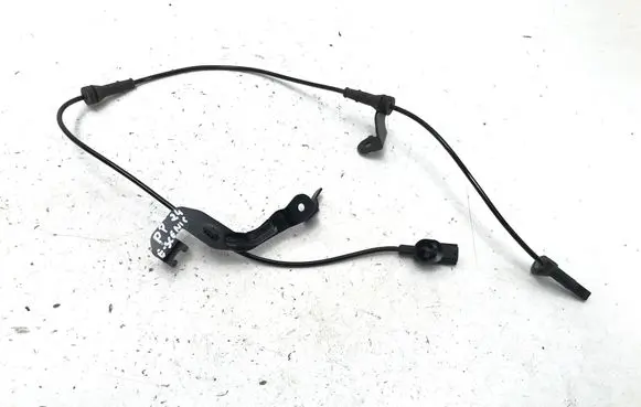 Renault Scenic E-Tech V ABS wheel speed sensor 479100430R