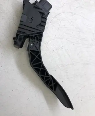 Volkswagen Tiguan Allspace Accelerator throttle pedal 5Q2723503D