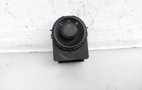 Opel Zafira C Wing mirror switch 13271827