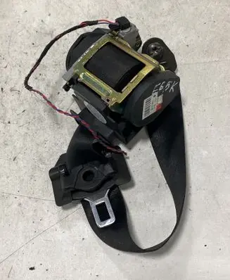 BMW 7 E65 E66 Front seatbelt 561078501 2852 040102