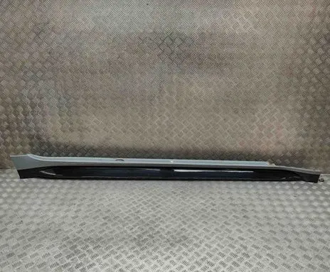 BMW M3 G80 Sill 8072640