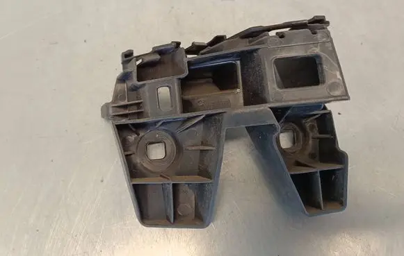 Volkswagen PASSAT B8 Rear bumper mounting bracket 3G9807483 906134