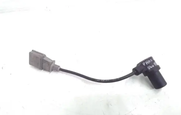 Volkswagen Phaeton Crankshaft position sensor 0261210265 077905381L