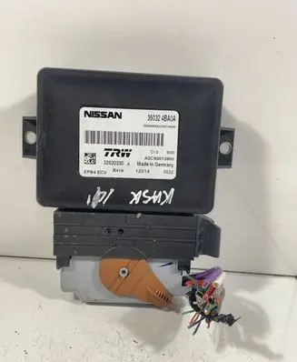 Nissan Qashqai Hand brake control module 360324ba0a 32620330