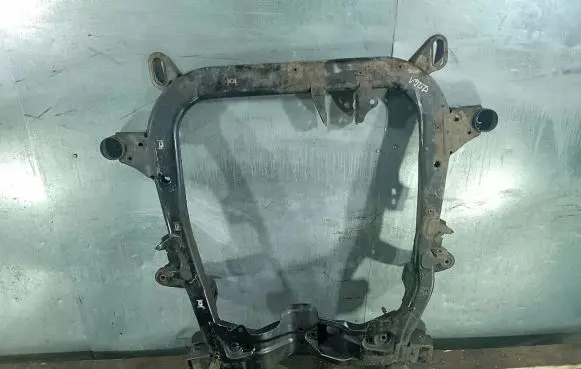 Opel Zafira B Front subframe
