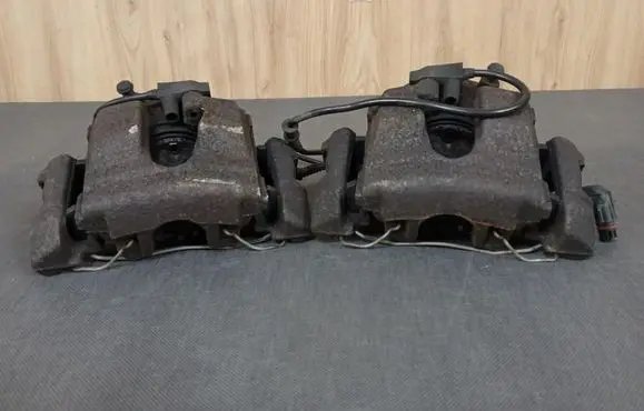 Mercedes-Benz SLK R170 Front brake caliper 0014202983 A0014202983 A0014203083